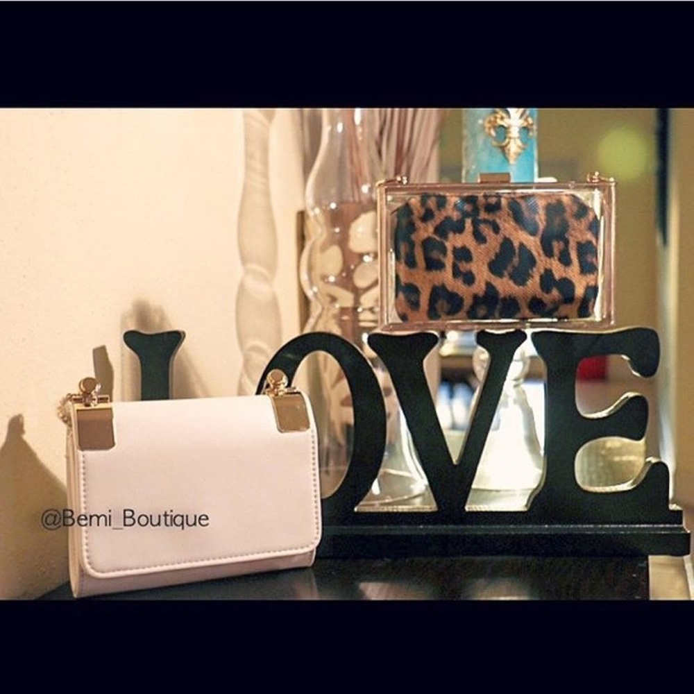 Sale 🎊 Coco Blanco - Purse *New
